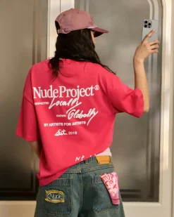 Nude Project Camiseta Global Soon Frambuesa